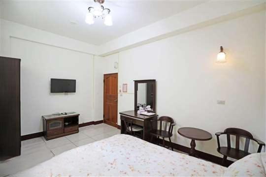 Plum Inn 1 Jiji Dış mekan fotoğraf